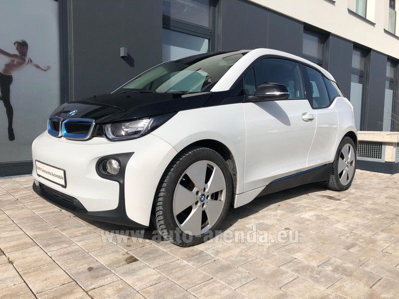 Купить BMW i3 электромобиль в Милане в Ломбардии