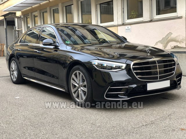 Rental Mercedes-Benz S-Class S580 Long 4MATIC AMG equipment W223 in the Milano-Malpensa airport