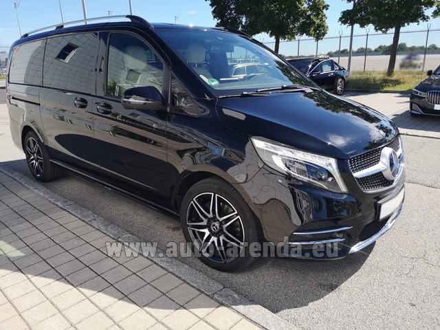 Rental Mercedes-Benz V-Class (Viano) V 300 4Matic AMG Equipment in the Bresso airport