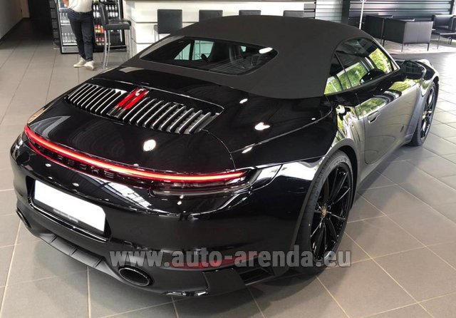 Rent Porsche 911 Carrera 4S Cabriolet (black) in the Bresso airport |  Auto-Arenda